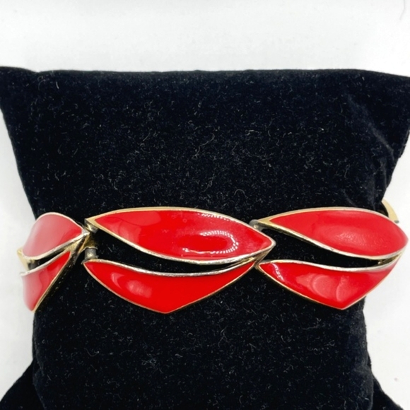 Trifari Jewelry - Trifari Signed Vintage Red Enamel Link Bracelet